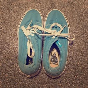 Size 9 Women’s Teal Vans